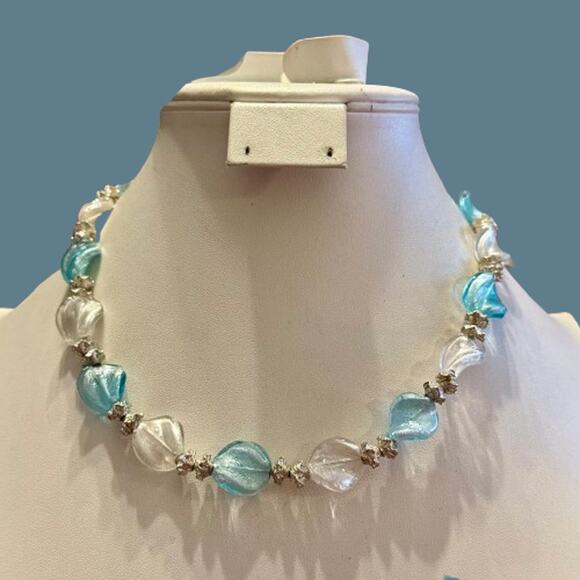 Light Blue White Twisted Artisan Glass Beaded Link Necklace - Picture 5 of 6